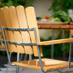 A2 armchair, Teak-hot-dip galvanized stand