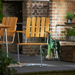 A2 armchair, Teak-hot-dip galvanized stand