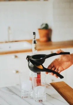 Ada citrus press 9x23 cm, Black aluminum