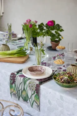 Allium table runner 35x120 cm, Multi