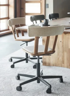 Alt chair swivel base upholstered seat oak, Hallingdal 65-220-natural oil