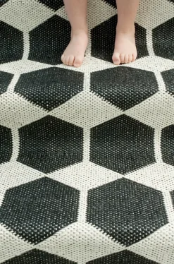 Anna rug black large, 150x200 cm