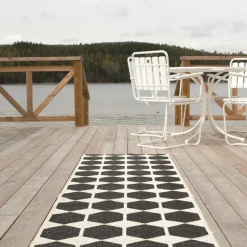 Anna rug black, 70x140 cm