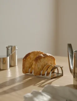 Arne Jacobsen bread rack 15.8 cm, Steel
