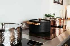 Arvet hammered black casserole with lid, Mio. 4 L