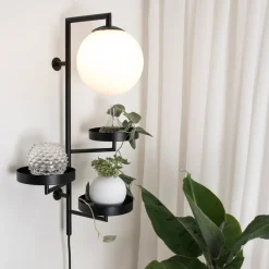 Astoria wall lamp, black