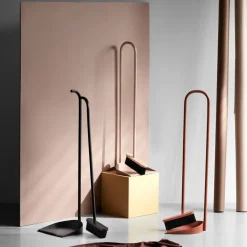 Cane broom and dustpan, Beige