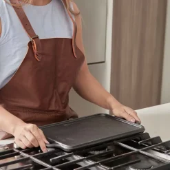 Cast iron reversible griddle 21x33 cm, Black