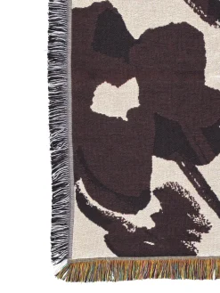 Cilla tapestry throw 120x170 cm, Off-white-Dark grape
