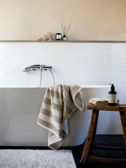 Cleo bath towel 70x140 cm, Beige