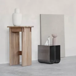 Curved side table, Stainless steel