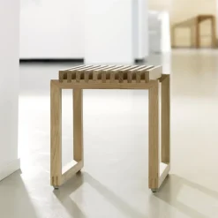 Cutter stool, oak