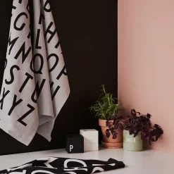 Design Letters kitchen towel 40x60 cm 2-pack, Black