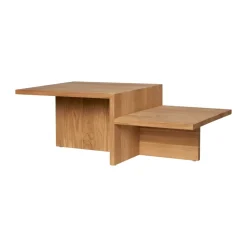 Distinct coffee table, Natural oak