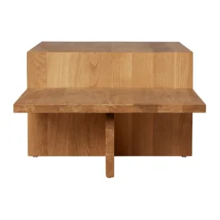 Distinct coffee table, Natural oak