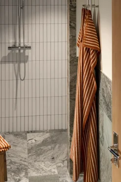 Drift bath towel 70x140 cm, Brown-white