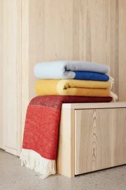 Echo throw 130x170 cm, Blue