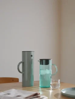 EM77 jug with lid 1.5 L, Dusty green