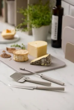 Emma cheese set 3 pieces, Humus