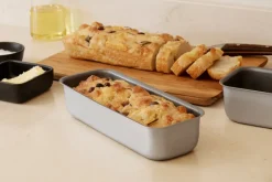 Eva Trio Professional bread/cake tin, 3 l
