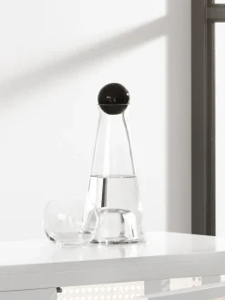 Fia carafe, black