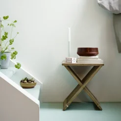 Fionia stool, Teak