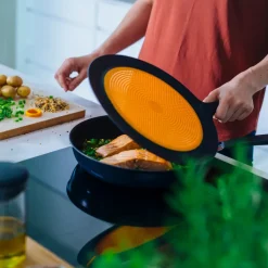 Functional Form splatter screen silicon, Black