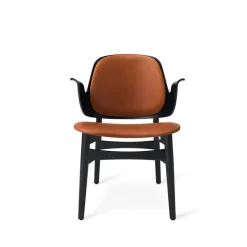 Gesture lounge chair, Leather sevilla 4001 black, black lacquered beech legs