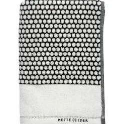 Grid towel 70x140 cm, Black-off white