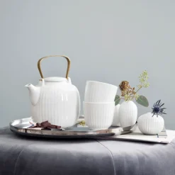 Hammershøi teapot, white