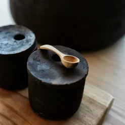 Hazel salt- and pepper set, Brown