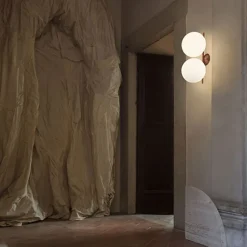IC lights C/W1 Double wall lamp, Brushed brass, opal