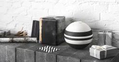 Iconic La Boule tableware set 7 pieces, Black-white