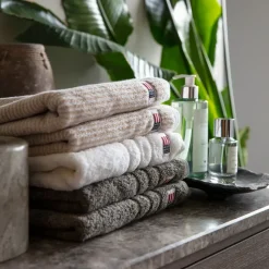 Icons Original Striped towel 30x50 cm, white-tan