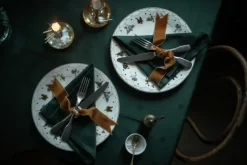 Julemorgen tablecloth, Green, 140x240 cm