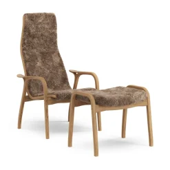 Lamino armchair and footstool oiled oak/sheepskin, Sahara (nougat-brown)