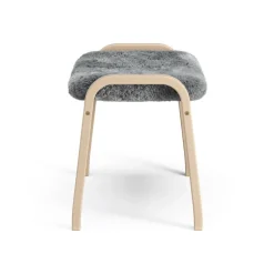 Lamino foot stool laquered beech/sheep skin, Scandinavian Grey (grey)