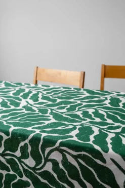 Leaves tablecloth 149x250 cm, Green