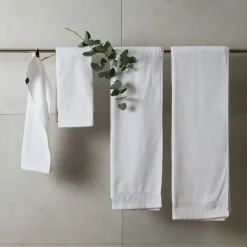 Lina towel white, 70x140 cm