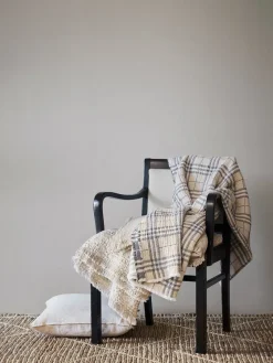 Milton cotton throw 140x200 cm, Beige-white-dark grey