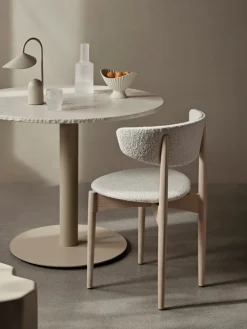 Mineral dining table, Bianco curia, cashmere
