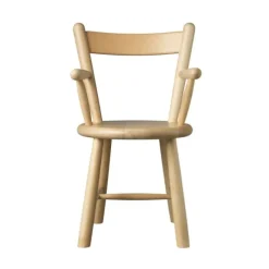 P9 children's chair, Beech nature lacquered
