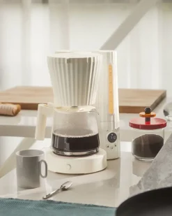 Plissé coffee maker, Black