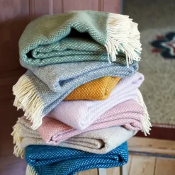 Preppy throw, dusty green