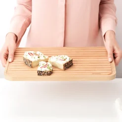 Profile cutting board for bread, Beech wood