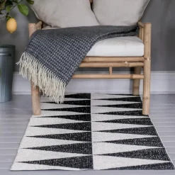 Rime rug black, 70x200 cm
