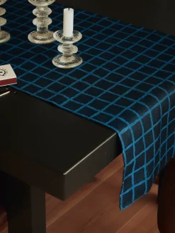 Rutig jacquard-woven table runner 45x150 cm, Blue-black
