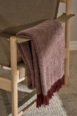 Sandstone wool throw 130x180 cm, Burgundy