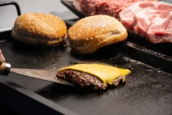 Satake cast iron griddle, 47.5x27 cm
