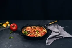 Signature Cast Iron Frying Pan 25 cm, Black